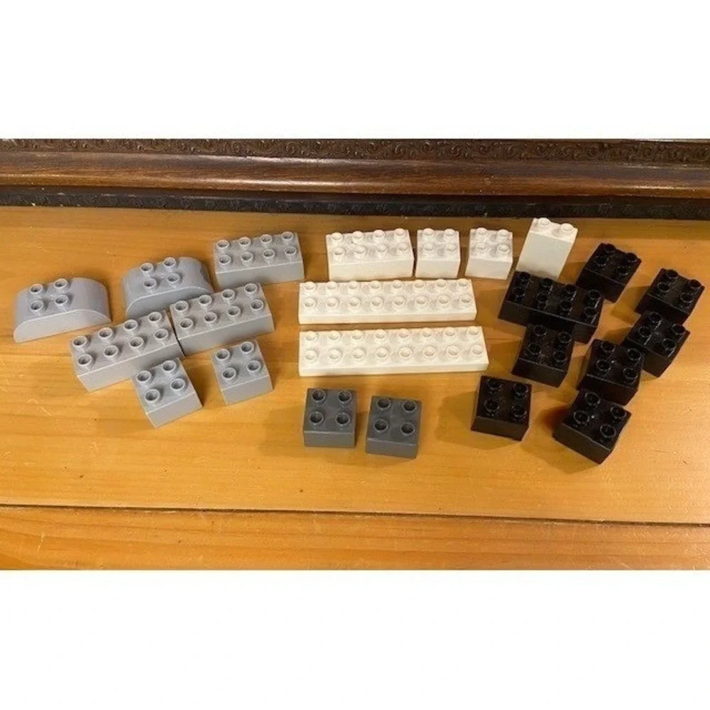 Lego Duplo Mixed Building Block Lot White Black Grey Bricks Plates 23 Pieces